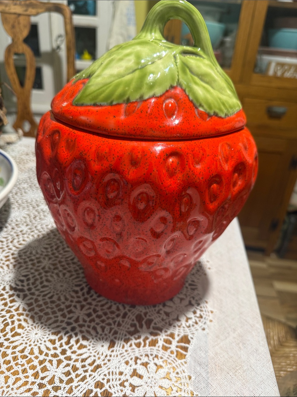 Vintage large strawberry ceramic cookie jar signed 1979